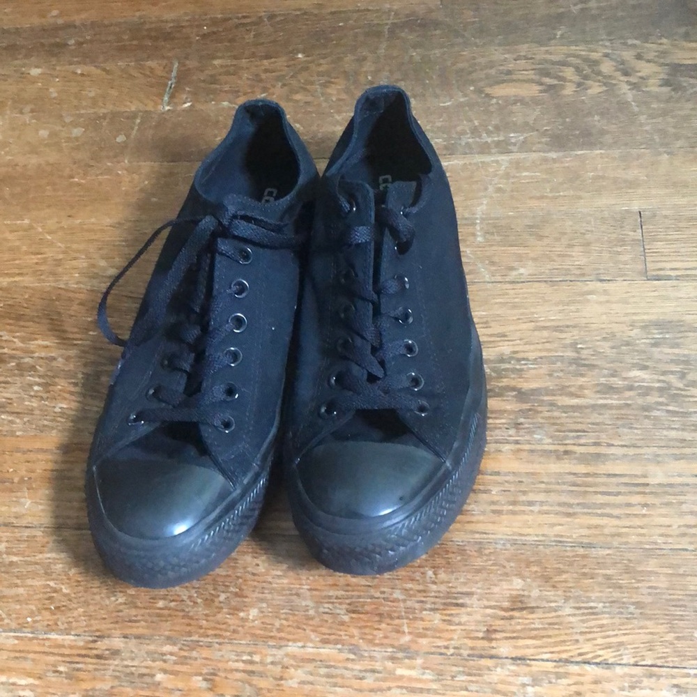 Converse canvas shoes